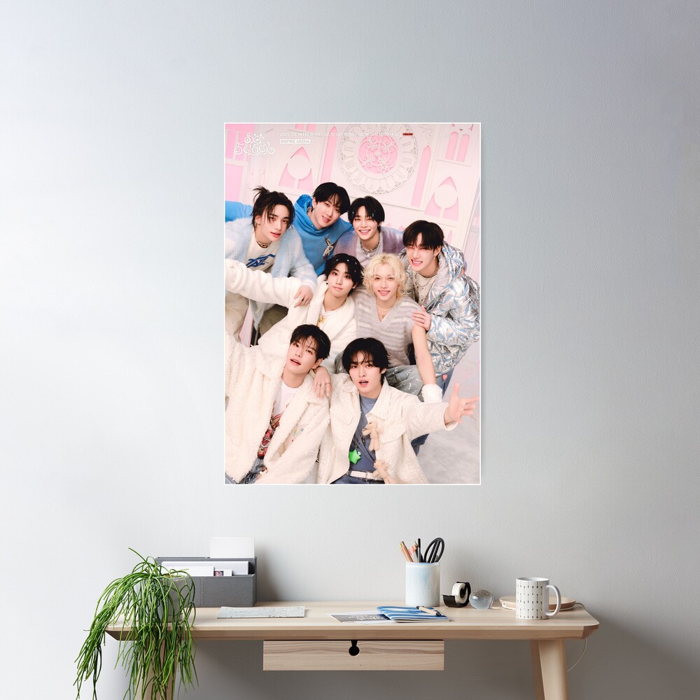 cpostermediumsquare_product1000x1000.2-22 cpostermediumsquare product1000x1000.2 22 - Stray Kids AU Store