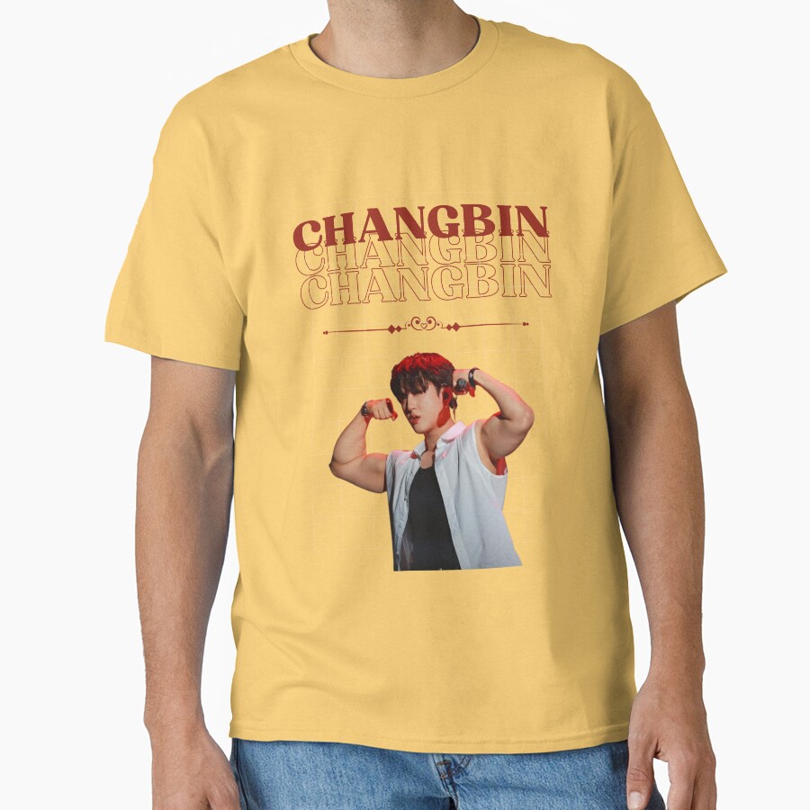 ssrcoclassic_teemens_02ffcf6eda6eb664a1frontproduct_squarex1000-32 ssrcoclassic teemens 02ffcf6eda6eb664a1frontproduct squarex1000 32 - Stray Kids AU Store