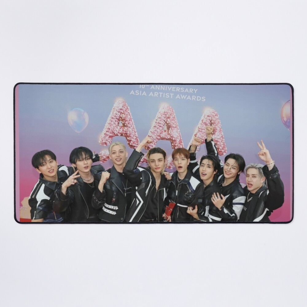 urdesk_mat_flatlaysquare1000x1000-11 urdesk mat flatlaysquare1000x1000 11 - Stray Kids AU Store