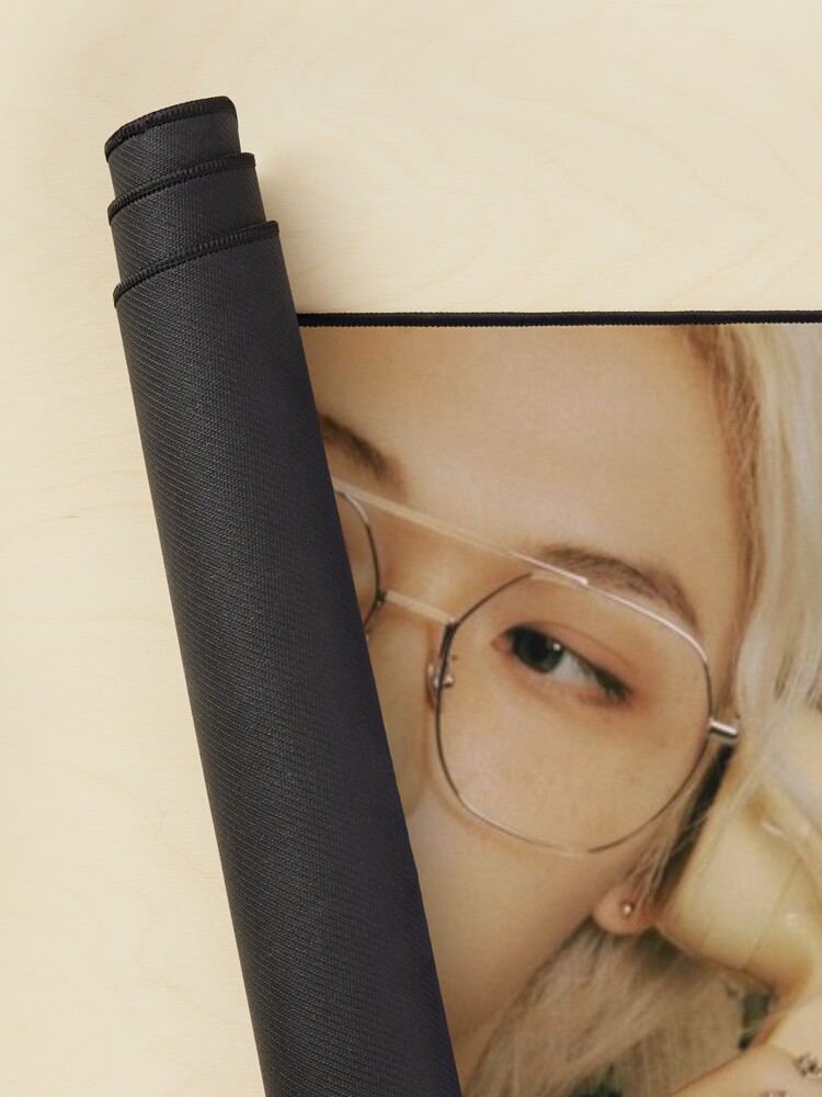 urdesk_mat_rolltall_portrait750x1000-8 urdesk mat rolltall portrait750x1000 8 - Stray Kids AU Store